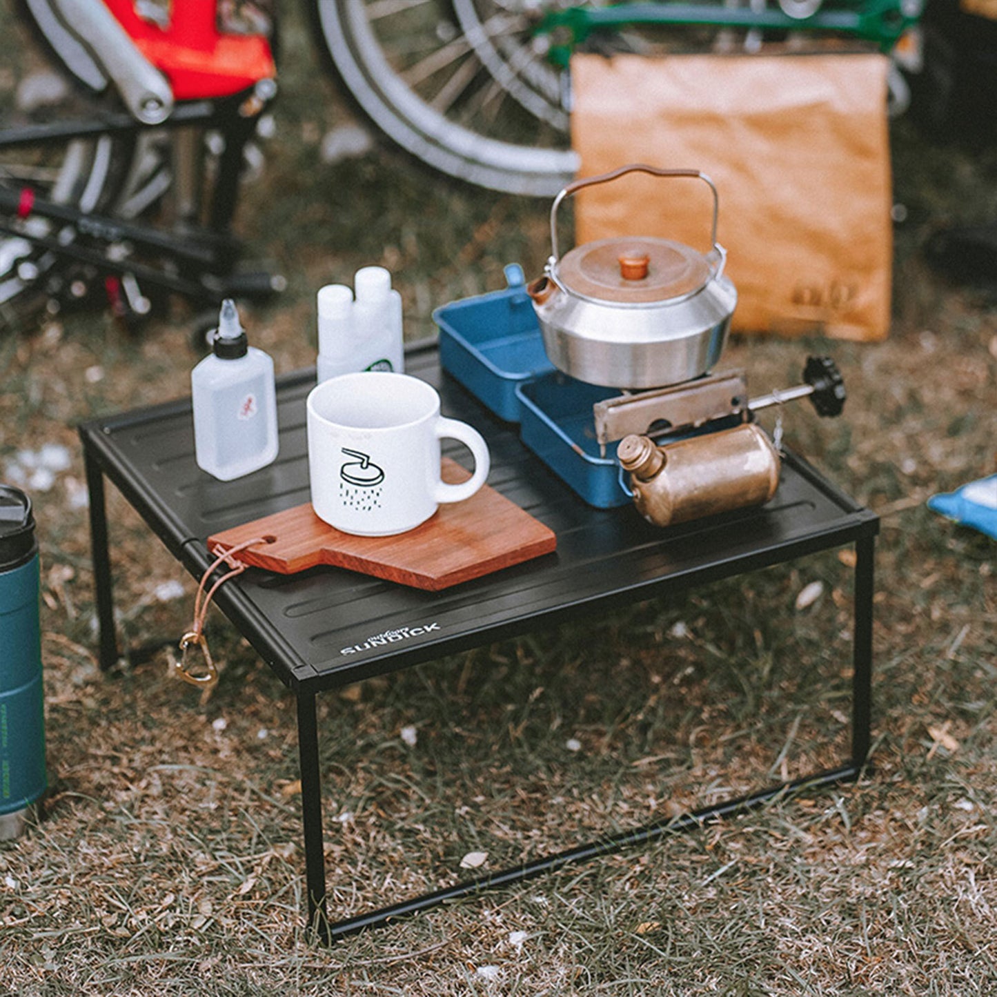 Mini folding table